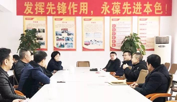 记龙湾区领导新春走访温州公司